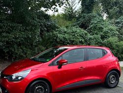 Rot Gebraucht 2014 Renault Clio IV Dynamique Kleinwagen | 4.500 € (Superpreis)