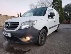 Arktikweiss Gebraucht 2015 Mercedes Citan 108 Van / Kleinbus | 7.900 € (Fairer Preis)