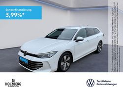 Pure white Gebraucht 2025 VW Passat Elegance Kombi | 36.490 € (Guter Preis)
