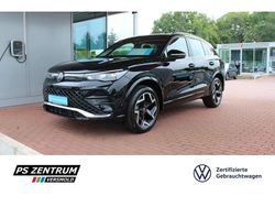 Deep black perleffekt Gebraucht 2024 VW Tiguan R-line SUV | 47.630 € (Fairer Preis)