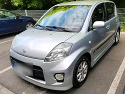Silber Gebraucht 2008 Daihatsu Sirion Kleinwagen | 4.690 €