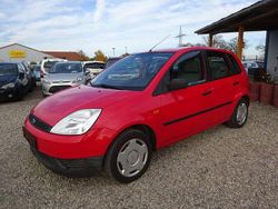 Rot Gebraucht 2002 Ford Fiesta Kleinwagen | 650 € (Fairer Preis)