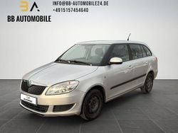 Silber Gebraucht 2011 Skoda Fabia Ambiente Kombi | 2.900 € (Fairer Preis)