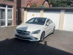 Weiß Gebraucht 2014 Mercedes CLA180 Limousine | 13.500 € (Guter Preis)