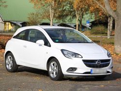 Weiß Gebraucht 2015 Opel Corsa Innovation Kleinwagen | 7.299 € (Etwas zu teuer)