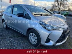 Silber Gebraucht 2018 Toyota Yaris Kleinwagen | 8.990 € (Guter Preis)