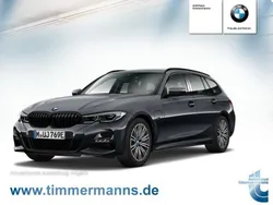 Mineralgrau (metallic) Gebraucht 2022 BMW 330e Sport Line Kombi | 33.490 € (Etwas zu teuer)
