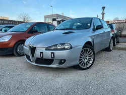Grau Gebraucht 2005 Alfa Romeo 147 Distinctive Kleinwagen | 1.990 € (Guter Preis)