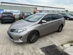 Braun Gebraucht 2015 Toyota Auris Touring Sports Edition Kombi | 7.299 € (Guter Preis)