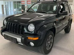 Black clear coat Gebraucht 2004 Jeep Cherokee Sport SUV | 3.990 € (Fairer Preis)
