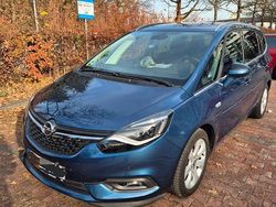 Blau Gebraucht 2016 Opel Zafira Van / Kleinbus | 12.600 € (Fairer Preis)
