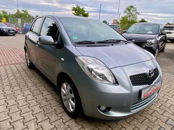 Silber Gebraucht 2008 Toyota Yaris Team Kleinwagen | 3.400 € (Fairer Preis)