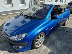 Farbe blau recife/metallic Gebraucht 2002 Peugeot 206 CC Platinum Cabrio | 2.999 € (Etwas zu teuer)