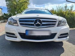 Weiß Gebraucht 2012 Mercedes C180 Avantgarde Kombi | 8.499 € (Fairer Preis)