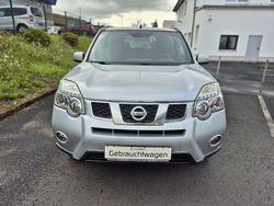 Silber Gebraucht 2011 Nissan X-Trail SE SUV | 9.990 € (Etwas zu teuer)