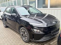 Schwarz Gebraucht 2022 Hyundai Kona Select SUV | 16.340 € (Guter Preis)