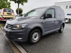 Grau Gebraucht 2017 VW Caddy Van / Kleinbus | 6.950 € (Guter Preis)