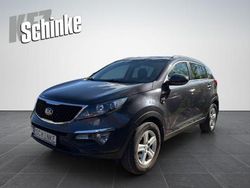 Grau Gebraucht 2016 Kia Sportage SUV | 10.990 € (Guter Preis)