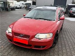 Rot Gebraucht 2006 Volvo V70 Kombi | 14.799 €
