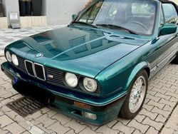 Grün Gebraucht 1991 BMW 320 Cabriolet M Sport Cabrio | 19.500 €