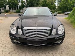 Schwarz Gebraucht 2006 Mercedes E350 Sport Edition Limousine | 3.999 € (Superpreis)