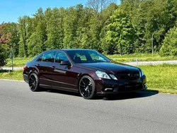 Braun Gebraucht 2010 Mercedes E350 Avantgarde Limousine | 17.000 €
