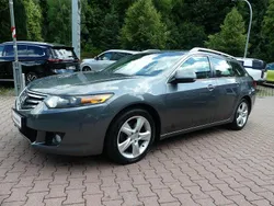 Grau (metallic) Gebraucht 2011 Honda Accord Kombi | 11.990 € (Teuer)