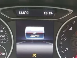 Grau Gebraucht 2018 Mercedes 180 Urban Limousine | 17.500 € (Guter Preis)