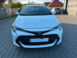 Weiß Gebraucht 2019 Toyota Corolla Club Kombi | 15.500 € (Fairer Preis)