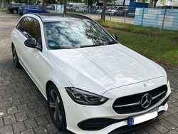 Weiß Gebraucht 2022 Mercedes C200 Night Kombi | 31.500 € (Guter Preis)