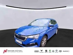 Blau Gebraucht 2022 Skoda Scala Ambition Kleinwagen | 17.730 € (Fairer Preis)