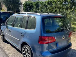 Blau Gebraucht 2012 VW Touran Highline Van / Kleinbus | 10.700 € (Fairer Preis)