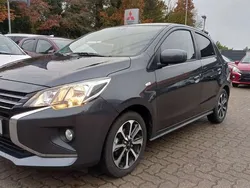 Grau Gebraucht 2024 Mitsubishi Space Star Select+ Kleinwagen | 14.990 € (Fairer Preis)