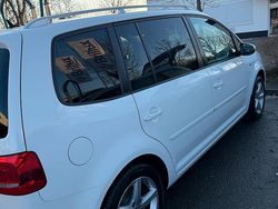 Weiß Gebraucht 2013 VW Touran Van / Kleinbus | 7.000 € (Superpreis)