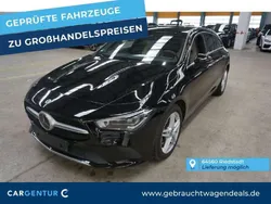 Nachtschwarz unilack Gebraucht 2021 Mercedes CLA200 Progressive Kombi | 23.890 € (Guter Preis)