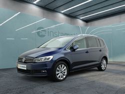 Blau Gebraucht 2024 VW Touran Highline Van / Kleinbus | 36.749 € (Etwas zu teuer)