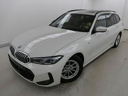 Weiß Gebraucht 2024 BMW 318 M Sport Kombi | 34.990 € (Fairer Preis)