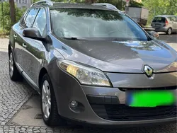 Andere außenfarben Gebraucht 2010 Renault Mégane GrandTour Kombi | 3.999 € (Fairer Preis)