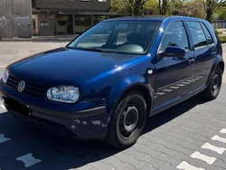 Blau Gebraucht 2004 VW Golf IV Limousine | 2.999 € (Etwas zu teuer)