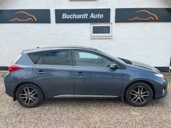 Blau Gebraucht 2014 Toyota Auris Premium Limousine | 6.800 € (Fairer Preis)