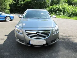 Blau Gebraucht 2013 Opel Insignia Innovation Kombi | 2.800 € (Guter Preis)