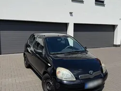 Schwarz Gebraucht 2002 Toyota Yaris Sol Kleinwagen | 1.699 € (Fairer Preis)