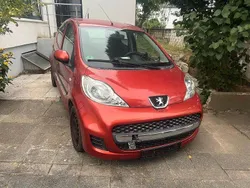 Rot Gebraucht 2009 Peugeot 107 Filou Kleinwagen | 1.500 € (Guter Preis)