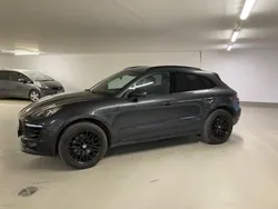 Grau Gebraucht 2018 Porsche Macan SUV | 36.800 €