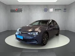 Delfingrau Gebraucht 2023 VW Golf VIII Move Limousine | 24.290 € (Guter Preis)
