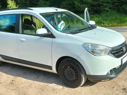 Weiß Gebraucht 2012 Dacia Lodgy Van / Kleinbus | 5.900 € (Fairer Preis)