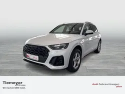 Gletscherweiß metallic Gebraucht 2024 Audi Q5 Basis SUV | 50.980 € (Teuer)