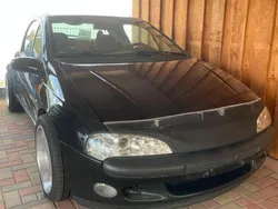 Schwarz Gebraucht 1997 Opel Tigra S Coupé | 2.500 €