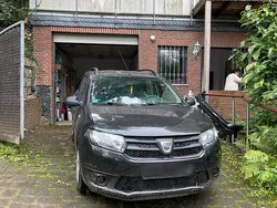 Schwarz Gebraucht 2015 Dacia Logan Limousine | 3.400 €