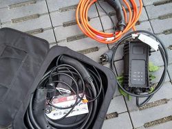 Rot Gebraucht 2022 Peugeot e-208 GT Kleinwagen | 18.850 € (Fairer Preis)